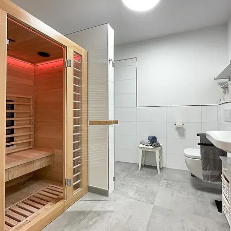 Gut Gross Fedderwarden, Alma